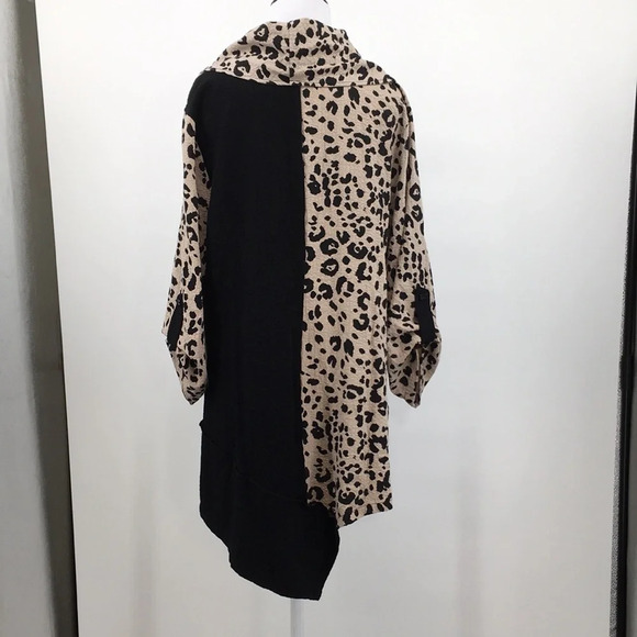 Ali Miles Cream Black Leopard Print Tunic Top Womens Large‎ Cowl Neck - Picture 4 of 10